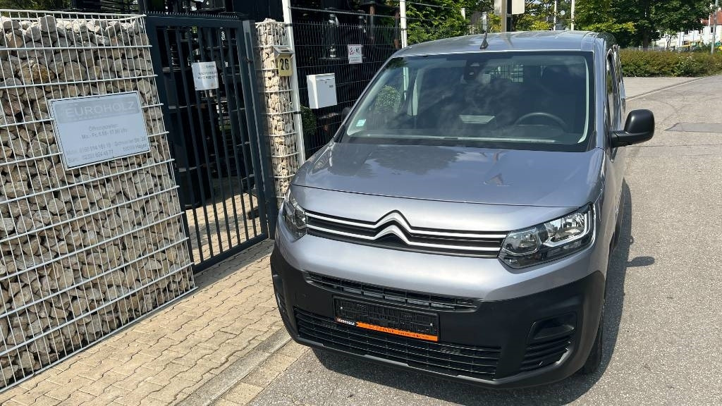 Fourgon grand volume Citroën Berlingo 1.5 Blue HDI, Kasten, 8 Reifen, Klima: photos 11