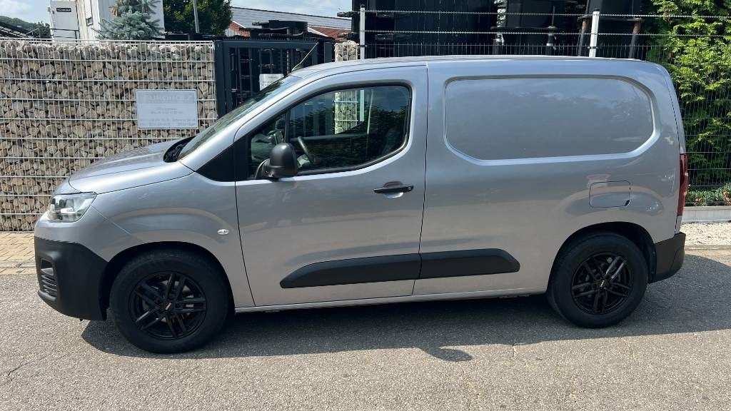Fourgon grand volume Citroën Berlingo 1.5 Blue HDI, Kasten, 8 Reifen, Klima: photos 6