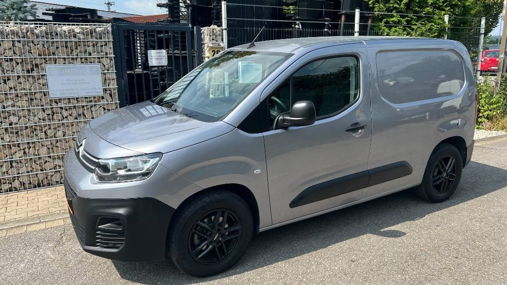 Citroën Berlingo 1.5 Blue HDI, Kasten, 8 Reifen, Klima - Fourgon grand volume: photos 2 Citroën Berlingo 1.5 Blue HDI, Kasten, 8 Reifen, Klima - Fourgon grand volume: photos 2
