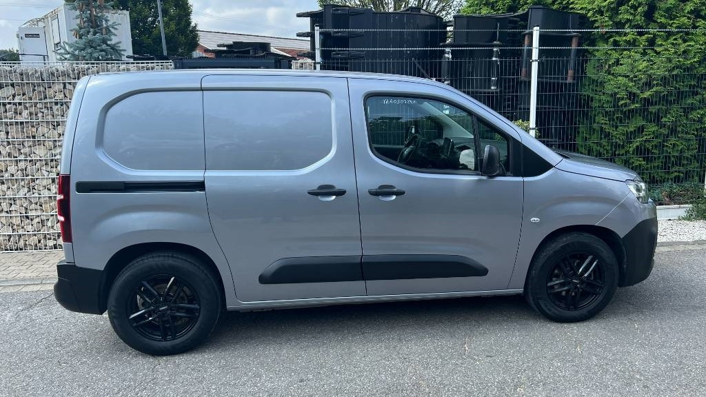 Fourgon grand volume Citroën Berlingo 1.5 Blue HDI, Kasten, 8 Reifen, Klima: photos 28