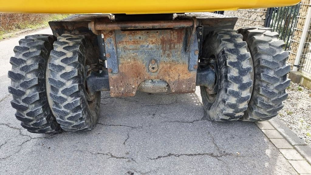 Pelle sur pneus Komatsu PW 140 Mobilbagger Powertilt Schnellwechsler MS 10: photos 17 Pelle sur pneus Komatsu PW 140 Mobilbagger Powertilt Schnellwechsler MS 10: photos 17