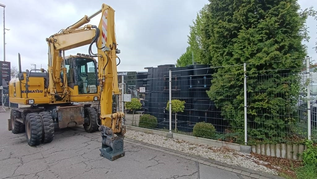 Pelle sur pneus Komatsu PW 140 Mobilbagger Powertilt Schnellwechsler MS 10: photos 26 Pelle sur pneus Komatsu PW 140 Mobilbagger Powertilt Schnellwechsler MS 10: photos 26