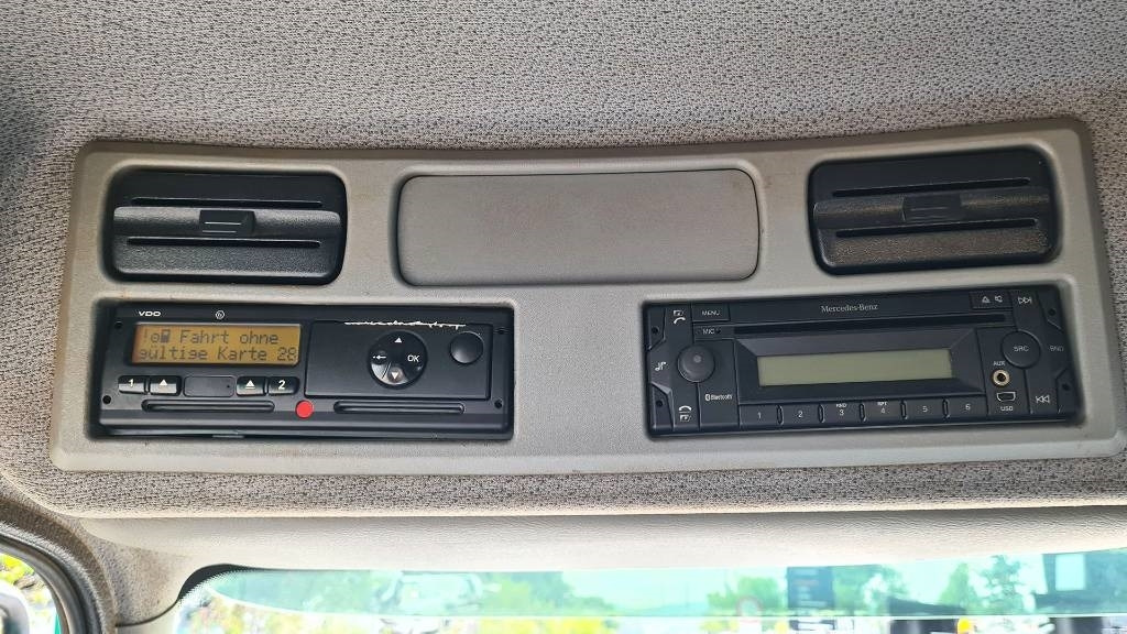 Camion ampliroll Mercedes-Benz Atego 821, 3-Seiten Meiller, Alubordwände, Kipper: photos 19 Camion ampliroll Mercedes-Benz Atego 821, 3-Seiten Meiller, Alubordwände, Kipper: photos 19