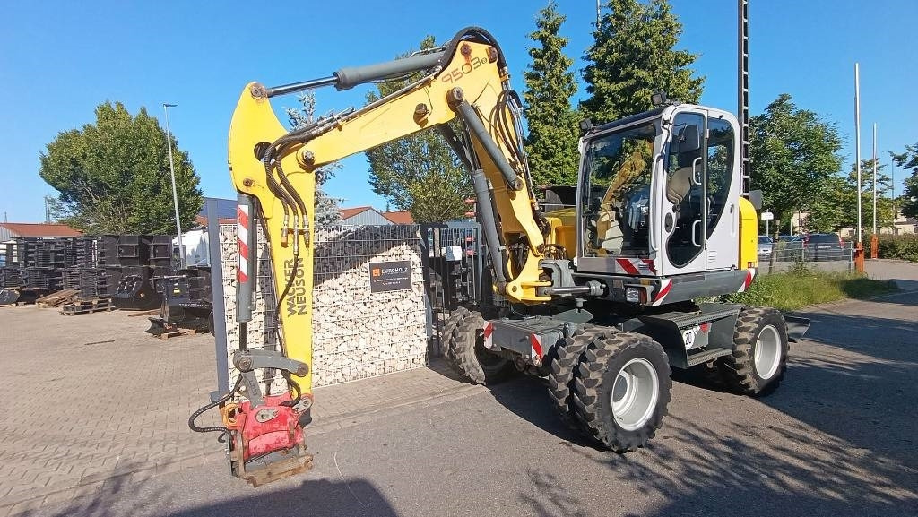 Wacker Neuson 9503 Bagger Powertilt, SW Martin, Verstellausleger - Pelle sur pneus: photos 1 Wacker Neuson 9503 Bagger Powertilt, SW Martin, Verstellausleger - Pelle sur pneus: photos 1