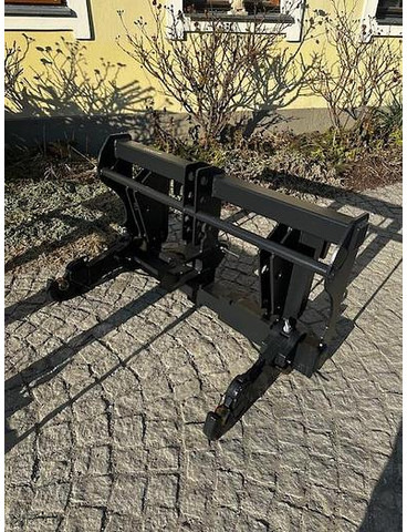 Big Genie / Terex Adapter mit 3 Punkt Aufnahme - Accessoire: photos 1 Big Genie / Terex Adapter mit 3 Punkt Aufnahme - Accessoire: photos 1