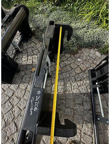 Big Genie / Terex Adapter passend zu Euro Aufnahme - Accessoire: photos 3 Big Genie / Terex Adapter passend zu Euro Aufnahme - Accessoire: photos 3