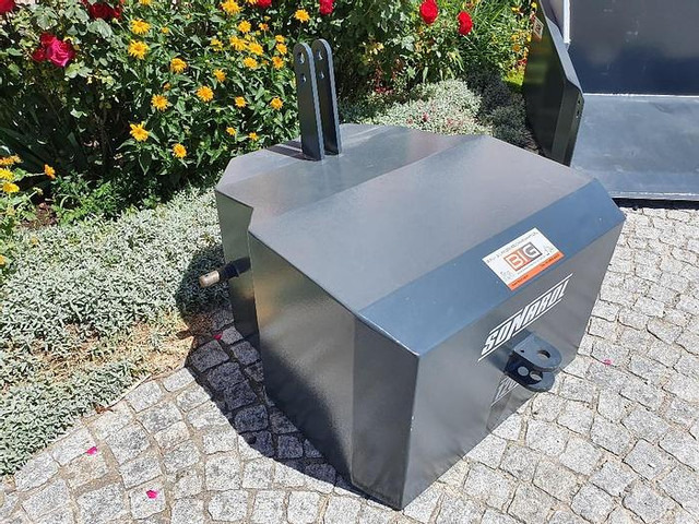 Frontgewicht 1000 kg - Contrepoids: photos 2 Frontgewicht 1000 kg - Contrepoids: photos 2