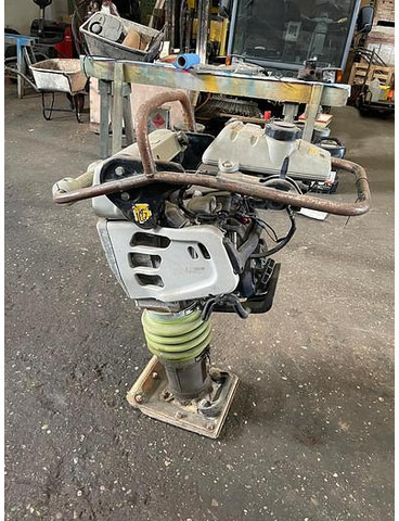 Mikasa Handstampfer - Plaque vibrante: photos 1 Mikasa Handstampfer - Plaque vibrante: photos 1