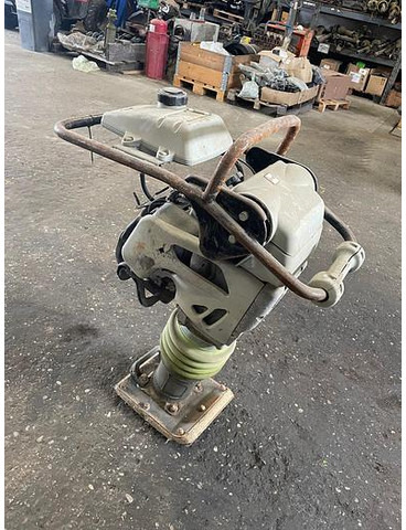 Mikasa Handstampfer - Plaque vibrante: photos 3 Mikasa Handstampfer - Plaque vibrante: photos 3