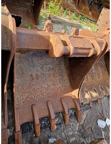 Tieflöffel 115 cm Arbeitsbreite mit Volvo Aufnahme - Godet: photos 1 Tieflöffel 115 cm Arbeitsbreite mit Volvo Aufnahme - Godet: photos 1