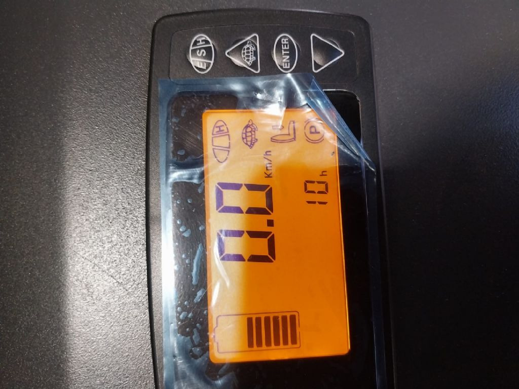 Baoli KBE35 - Chariot élévateur électrique: photos 2 Baoli KBE35 - Chariot élévateur électrique: photos 2