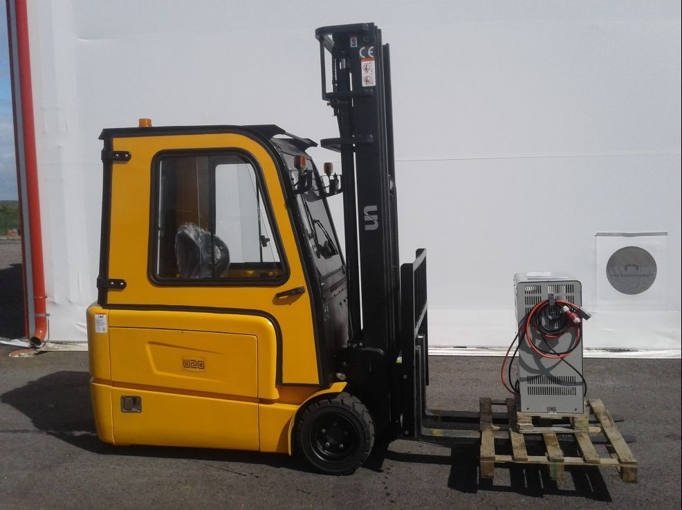 Maximal FBT20-AC - Chariot élévateur électrique: photos 3 Maximal FBT20-AC - Chariot élévateur électrique: photos 3