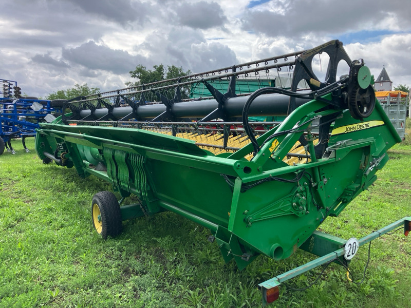 John Deere 630R mit Sonnenblumenvorsatz - Moissonneuse-batteuse: photos 5 John Deere 630R mit Sonnenblumenvorsatz - Moissonneuse-batteuse: photos 5
