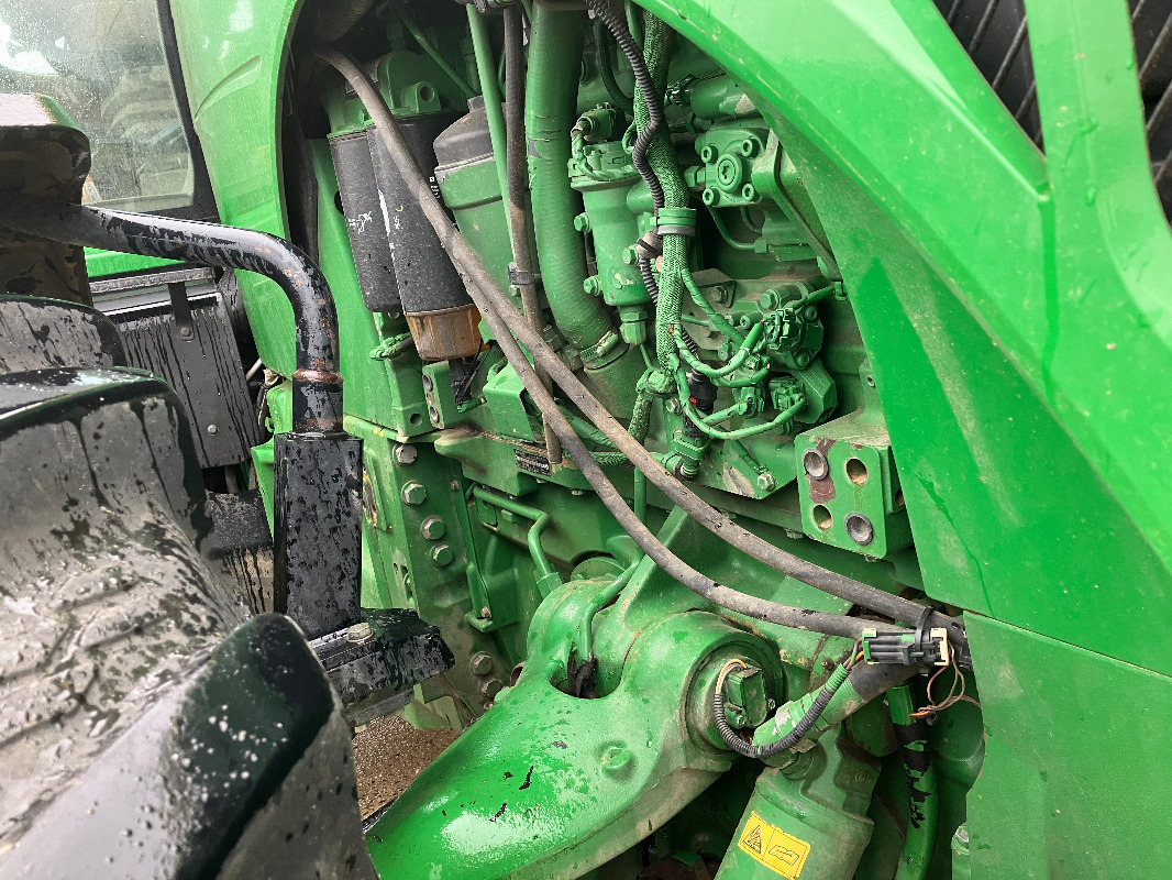 John Deere 8310R - Tracteur agricole: photos 3 John Deere 8310R - Tracteur agricole: photos 3
