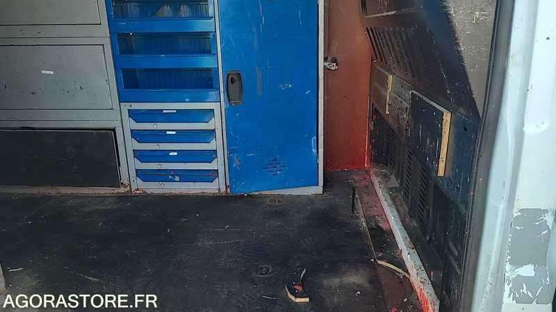 Fourgon utilitaire 353 AWB 67 - FORD TRANSIT LS - 2008 - 134557KM: photos 13 Fourgon utilitaire 353 AWB 67 - FORD TRANSIT LS - 2008 - 134557KM: photos 13