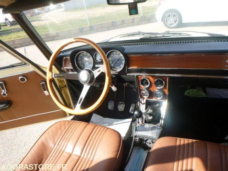 Alfa Romeo Giulia - 1976 - 92500km - COLLECTION - Livret d'origine - Voiture: photos 5 Alfa Romeo Giulia - 1976 - 92500km - COLLECTION - Livret d'origine - Voiture: photos 5