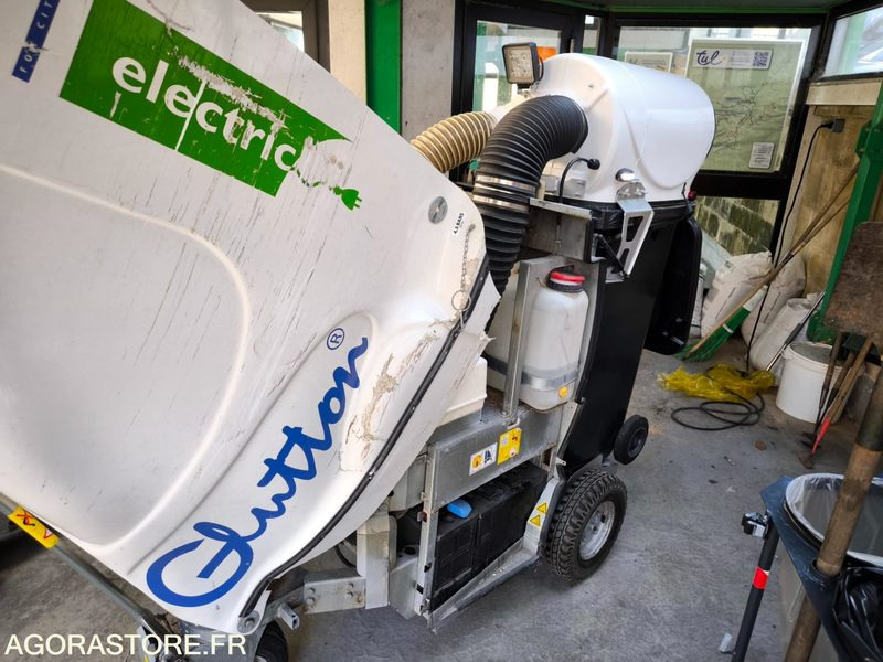 Aspirateur à déchets de voirie GLUTTON MA866 - Aspirateur industriel: photos 3 Aspirateur à déchets de voirie GLUTTON MA866 - Aspirateur industriel: photos 3