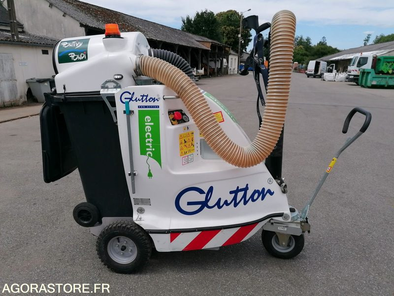 Aspirateur de voirie électrique Glutton - Aspirateur industriel: photos 1 Aspirateur de voirie électrique Glutton - Aspirateur industriel: photos 1