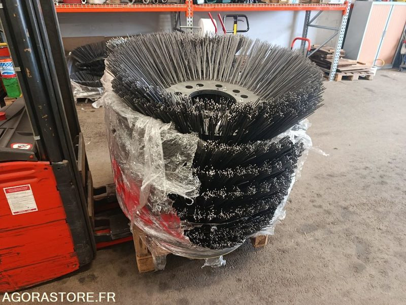 BALAIS ACIER BALAYEUSE GRAND AZURA - Brosse: photos 1 BALAIS ACIER BALAYEUSE GRAND AZURA - Brosse: photos 1