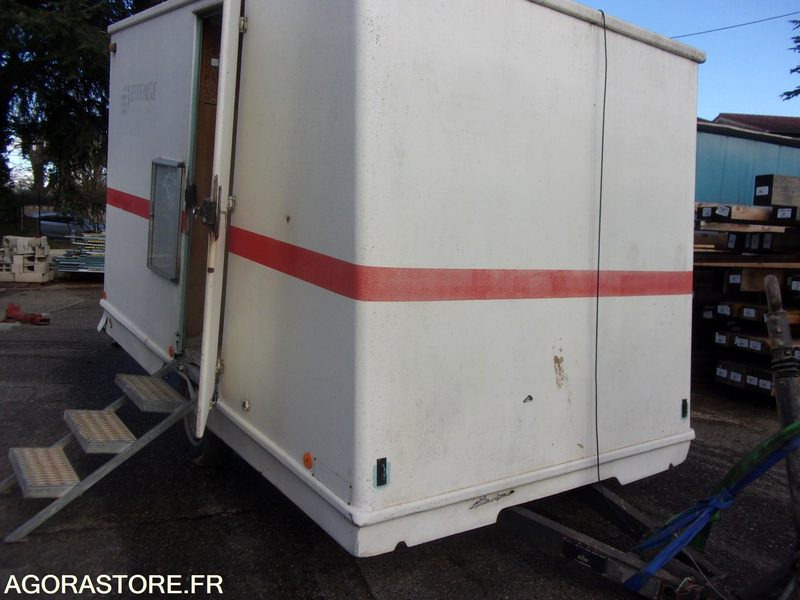 BARAQUE CHANTIER WC VESTIAIRE COIN REPOS N°1 - Matériel de chantier: photos 1 BARAQUE CHANTIER WC VESTIAIRE COIN REPOS N°1 - Matériel de chantier: photos 1