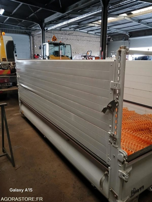 BENNE JPM pour véhicule 3.5 T - Matériel de jardinage: photos 2 BENNE JPM pour véhicule 3.5 T - Matériel de jardinage: photos 2