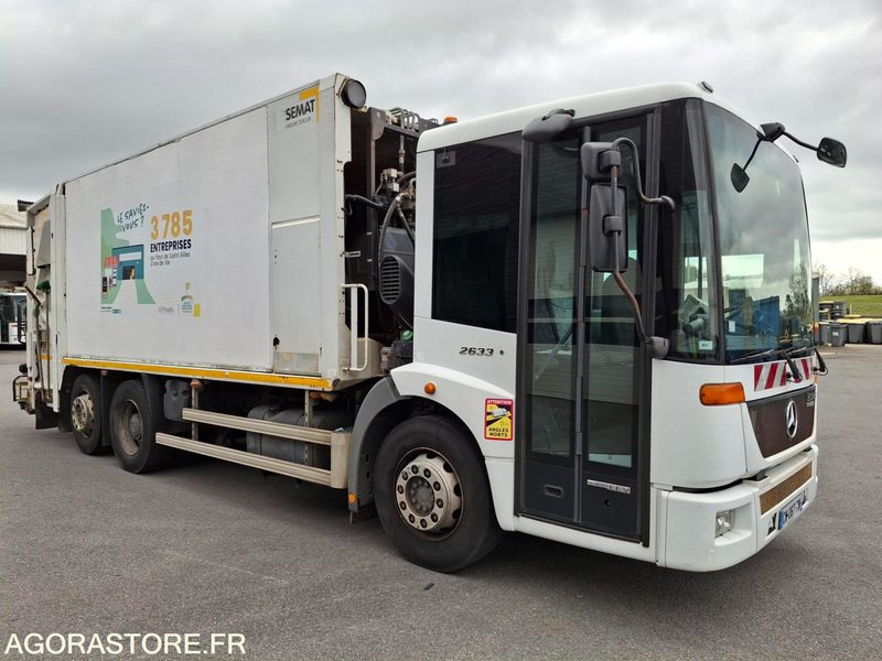 BOM Mercedes Econic 292045 kms 2013 - CW-067-TW - Benne à ordures ménagères: photos 1 BOM Mercedes Econic 292045 kms 2013 - CW-067-TW - Benne à ordures ménagères: photos 1