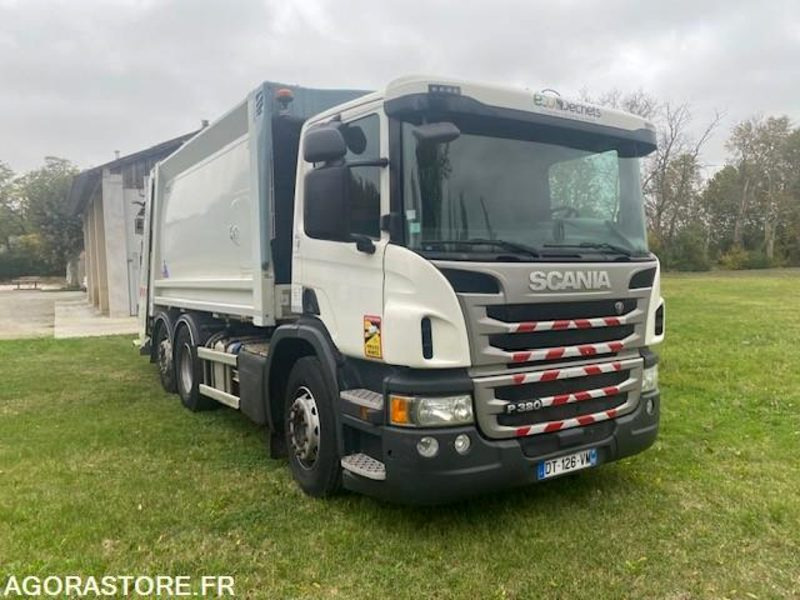 BOM SCANIA P 380 - 2015 - 164 000km - Benne à ordures ménagères: photos 2 BOM SCANIA P 380 - 2015 - 164 000km - Benne à ordures ménagères: photos 2