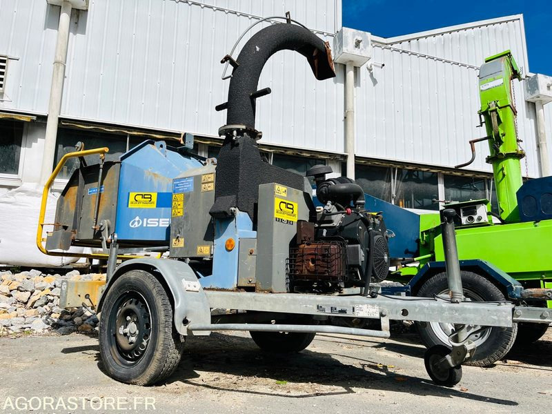 BROYEUR A BRANCHES ISEKI 150M - ANNÉE 2010 - Broyeur de végétaux: photos 1 BROYEUR A BRANCHES ISEKI 150M - ANNÉE 2010 - Broyeur de végétaux: photos 1
