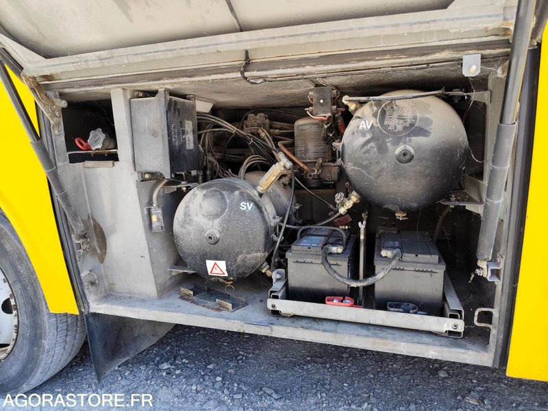 BUS TEMSA SAMBA 302945 kms 2002 EURO 2 - Bus scolaire: photos 2 BUS TEMSA SAMBA 302945 kms 2002 EURO 2 - Bus scolaire: photos 2