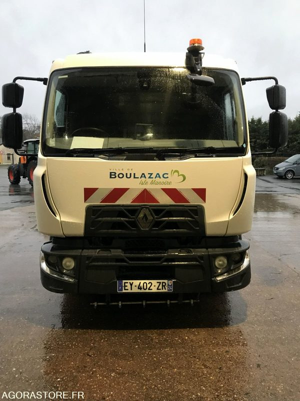 Balayeuse Renault - 2018 - 62423km - EY402ZR - Balayeuse de voirie: photos 2 Balayeuse Renault - 2018 - 62423km - EY402ZR - Balayeuse de voirie: photos 2