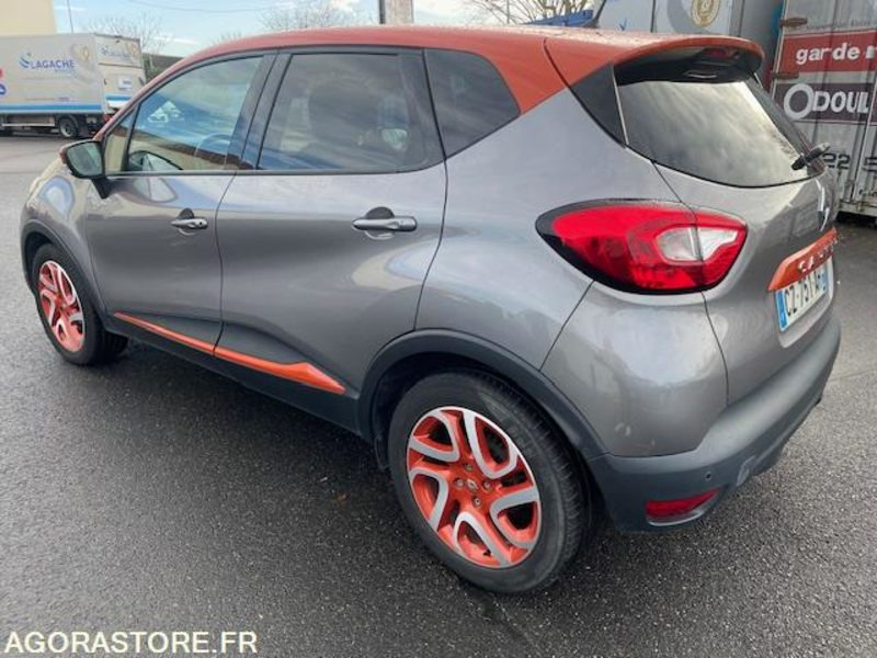 CAPTUR INTENS Tce 120cv EDC- 09/2013- 174250KM - SUV: photos 2 CAPTUR INTENS Tce 120cv EDC- 09/2013- 174250KM - SUV: photos 2