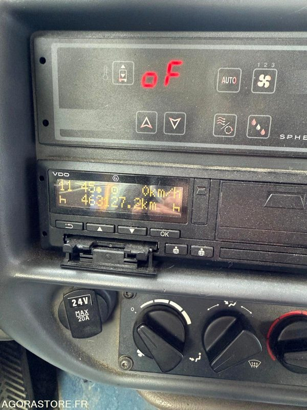 CAR-IRISBUS-CROSSWAY-N° 12224 (1092) MEC-2009/3948328 KM- EL078QW - Bus scolaire: photos 4 CAR-IRISBUS-CROSSWAY-N° 12224 (1092) MEC-2009/3948328 KM- EL078QW - Bus scolaire: photos 4