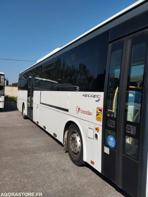 CAR IRISBUS RECREO 18630 - MEC 2009 281000KM AC-503-JJ - Bus scolaire: photos 3 CAR IRISBUS RECREO 18630 - MEC 2009 281000KM AC-503-JJ - Bus scolaire: photos 3