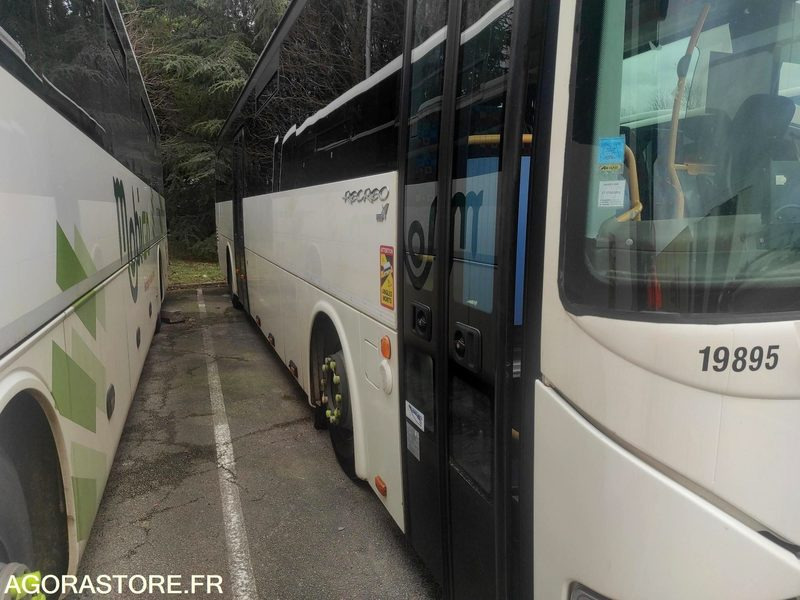 CAR IRISBUS - RECREO - MEC2009 / 620300 KM - AH663NW (19895) - Bus scolaire: photos 2 CAR IRISBUS - RECREO - MEC2009 / 620300 KM - AH663NW (19895) - Bus scolaire: photos 2