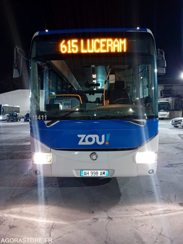 CAR IRISBUS RECREO N°11411 MEC 2009 - KM 264000 - Bus scolaire: photos 1 CAR IRISBUS RECREO N°11411 MEC 2009 - KM 264000 - Bus scolaire: photos 1