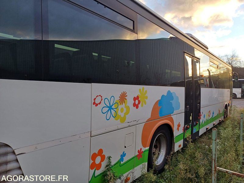 CAR IVECO CROSSWAY -N°16812 -MEC 2010 / 511000KM AT-851-NN - Bus scolaire: photos 3 CAR IVECO CROSSWAY -N°16812 -MEC 2010 / 511000KM AT-851-NN - Bus scolaire: photos 3