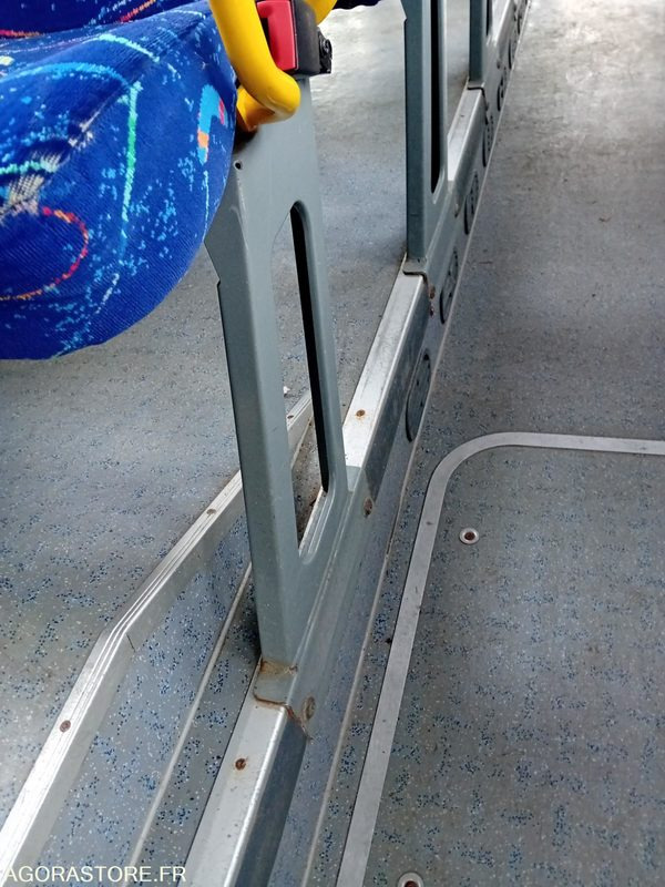 CAR SCOLAIRE MERCEDES INTOURO N°11426/395 MEC 2009 435000KM AH-538-LV - Bus scolaire: photos 5 CAR SCOLAIRE MERCEDES INTOURO N°11426/395 MEC 2009 435000KM AH-538-LV - Bus scolaire: photos 5