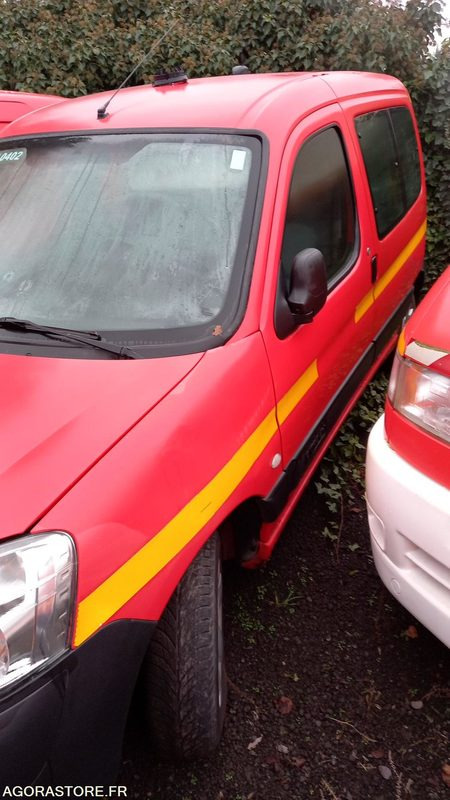 CITROËN - BERLINGO - 2004 - 172695km - 23BET57 - Fourgonnette: photos 3 CITROËN - BERLINGO - 2004 - 172695km - 23BET57 - Fourgonnette: photos 3