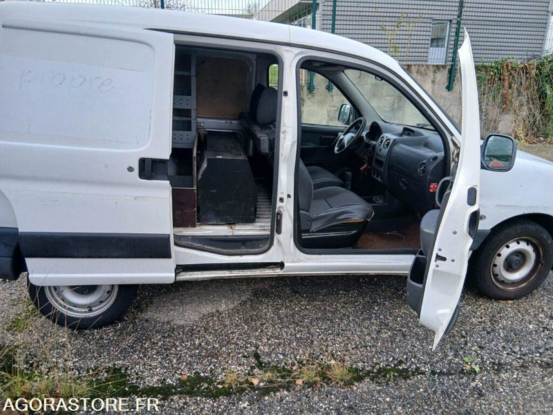 Fourgonnette CITROEN BERLINGO - 2009 - 87651km: photos 7 Fourgonnette CITROEN BERLINGO - 2009 - 87651km: photos 7