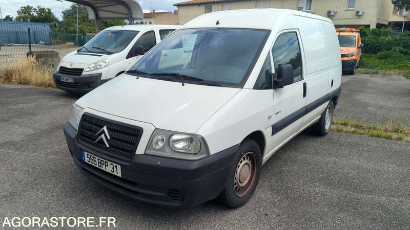 CITROËN JUMPY 87837kms - 2005 - Fourgon utilitaire: photos 1 CITROËN JUMPY 87837kms - 2005 - Fourgon utilitaire: photos 1