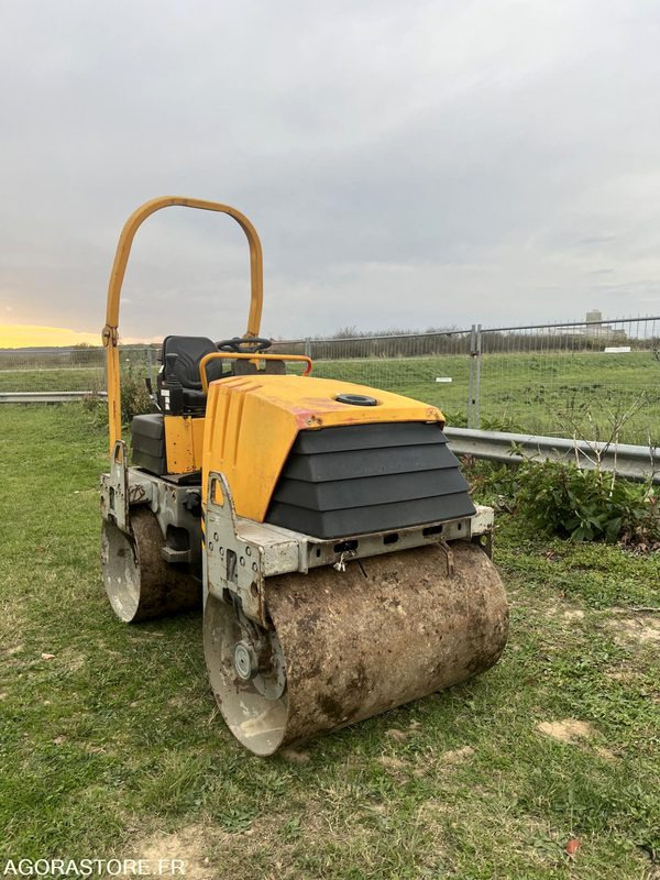 COMPACTEUR DOUBLE BILLE - Compacteur: photos 3 COMPACTEUR DOUBLE BILLE - Compacteur: photos 3