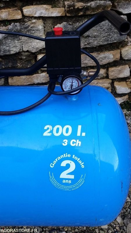COMPRESSEUR LUCHARD COMPAIR MODELE CLC 203 200L 220v - Compresseur d'air: photos 4 COMPRESSEUR LUCHARD COMPAIR MODELE CLC 203 200L 220v - Compresseur d'air: photos 4