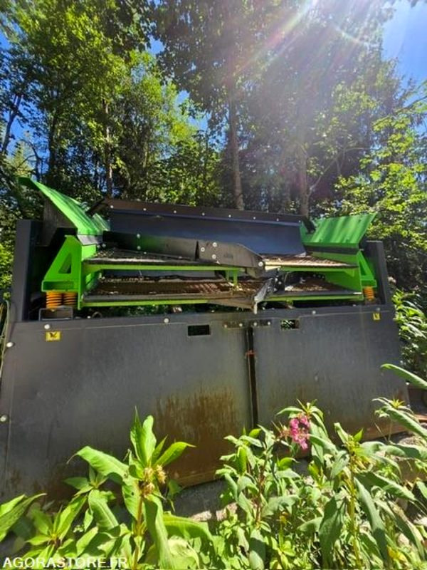 CRIBLE VIBRANT ELECTRIQUE CZ SCREEN MS3050 2024 - Crible: photos 5 CRIBLE VIBRANT ELECTRIQUE CZ SCREEN MS3050 2024 - Crible: photos 5