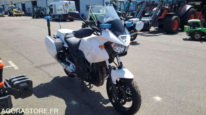 CV 384 MQ - YAMAHA TDM900 - 2013 - 69532KM - Motocyclette: photos 1 CV 384 MQ - YAMAHA TDM900 - 2013 - 69532KM - Motocyclette: photos 1