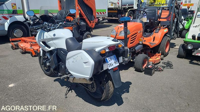 CV 384 MQ - YAMAHA TDM900 - 2013 - 69532KM - Motocyclette: photos 3 CV 384 MQ - YAMAHA TDM900 - 2013 - 69532KM - Motocyclette: photos 3