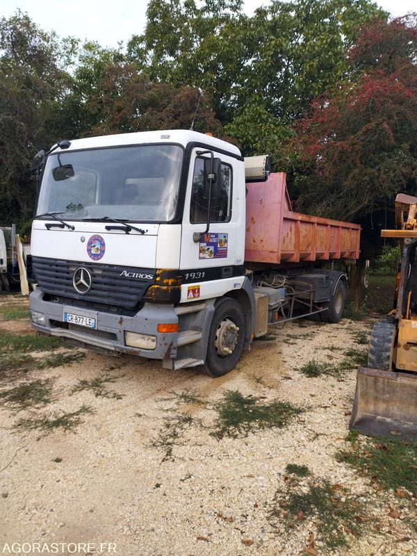 Camion CAMION MERCEDES AMPLIROLL - 2002 - 766 000km: photos 10 Camion CAMION MERCEDES AMPLIROLL - 2002 - 766 000km: photos 10