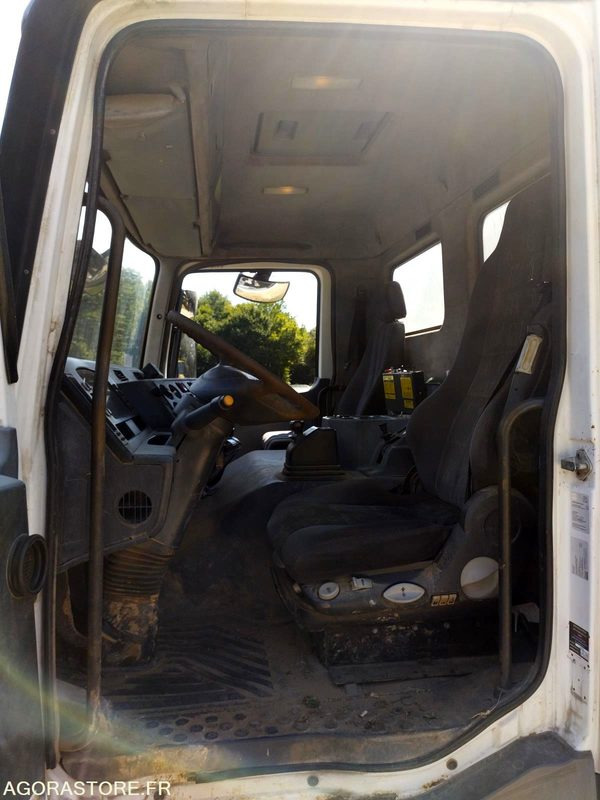 Camion CAMION MERCEDES AMPLIROLL - 2002 - 766 000km: photos 19 Camion CAMION MERCEDES AMPLIROLL - 2002 - 766 000km: photos 19