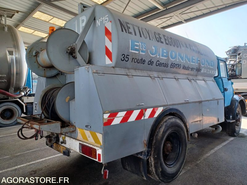Camion HP / BERLIET 1976 4369GE69 Equipement incomplet - Camion hydrocureur: photos 4 Camion HP / BERLIET 1976 4369GE69 Equipement incomplet - Camion hydrocureur: photos 4