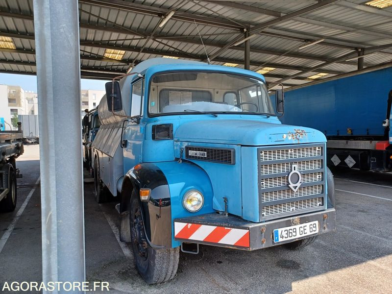 Camion HP / BERLIET 1976 4369GE69 Equipement incomplet - Camion hydrocureur: photos 3 Camion HP / BERLIET 1976 4369GE69 Equipement incomplet - Camion hydrocureur: photos 3