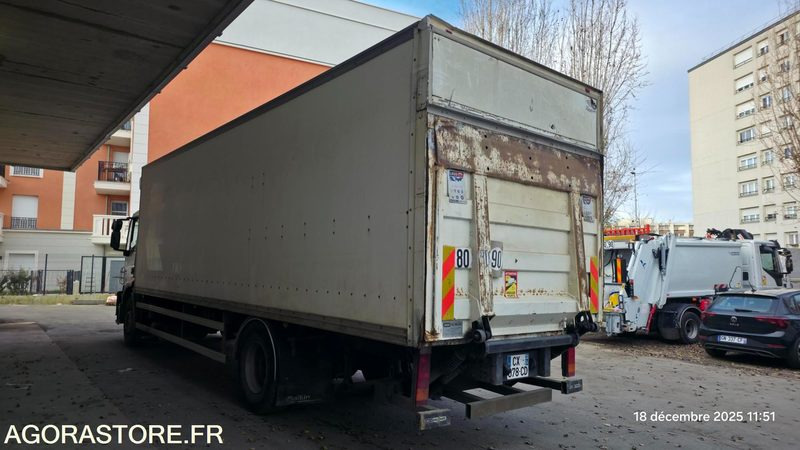 IVECO STRALIS 190S31 AD – 19T – Année 2013 – Cursor 8 - 472 000 KM - Camion: photos 3 IVECO STRALIS 190S31 AD – 19T – Année 2013 – Cursor 8 - 472 000 KM - Camion: photos 3